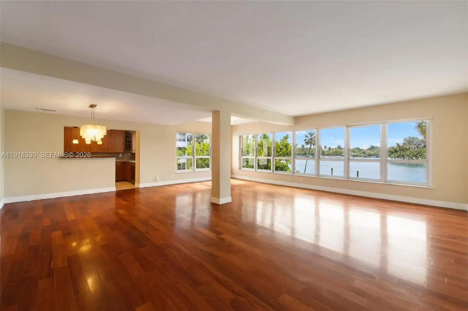 9102 W Bay Harbor Dr, Bay Harbor Islands FL 33154 photo 2
