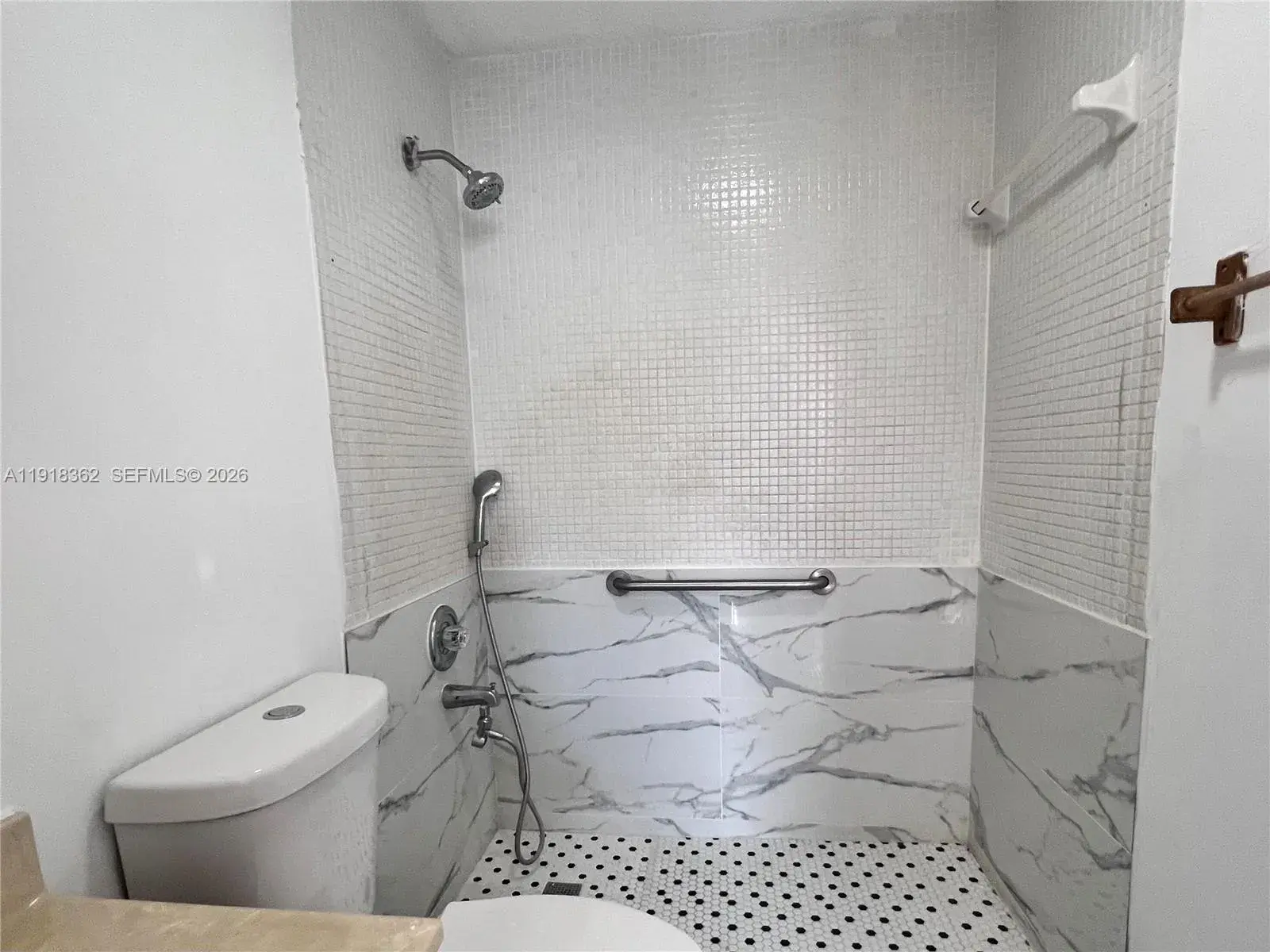 65 NE 59th St # 3, Miami FL 33137