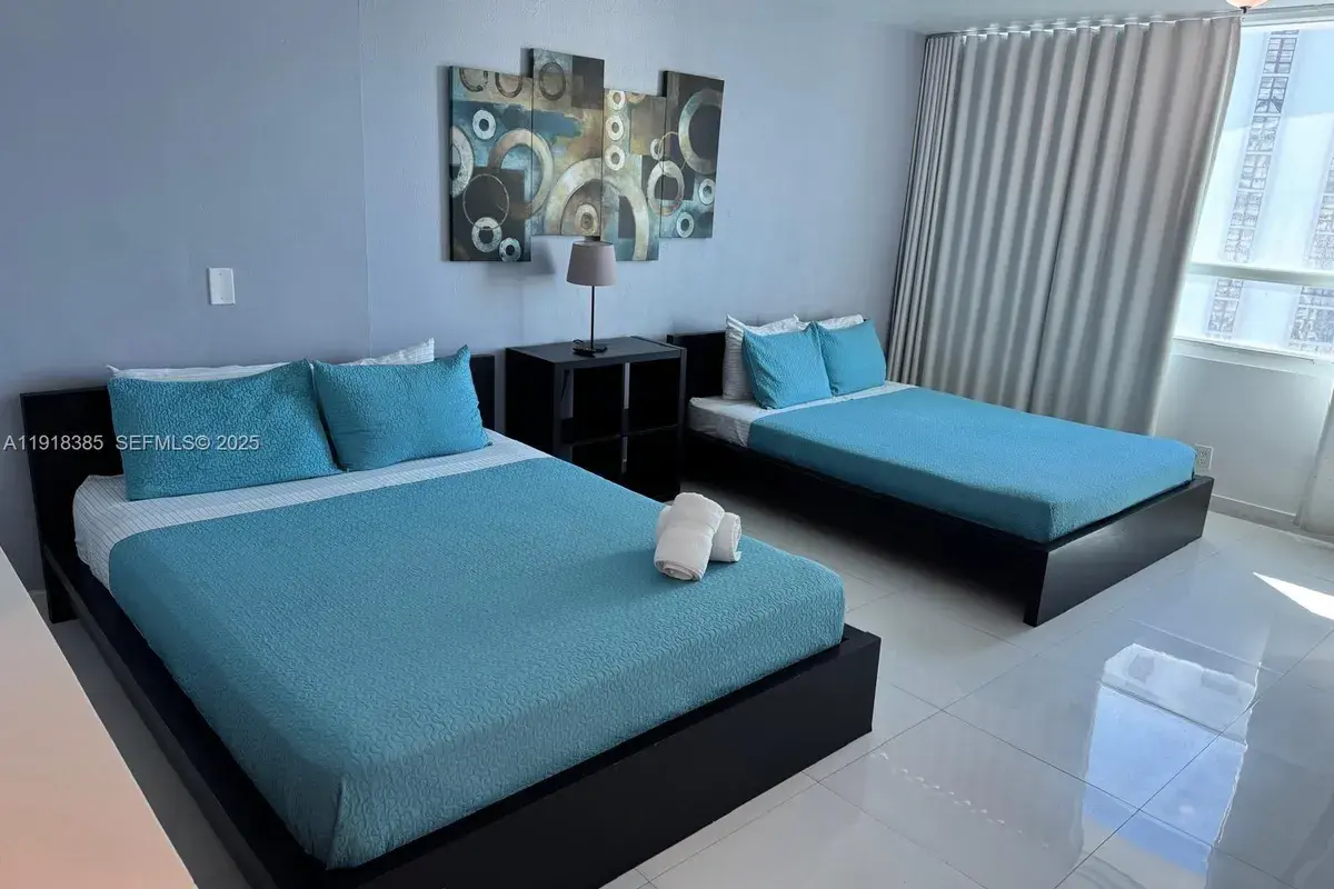 5445 Collins Ave # 915, Miami Beach FL 33140