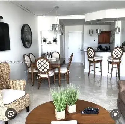 6917 Collins Ave, Miami Beach FL 33141 photo 3