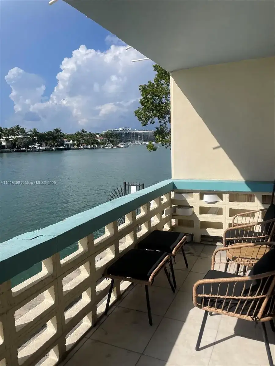 6484 Indian Creek Dr # 125, Miami Beach FL 33141 photo 2