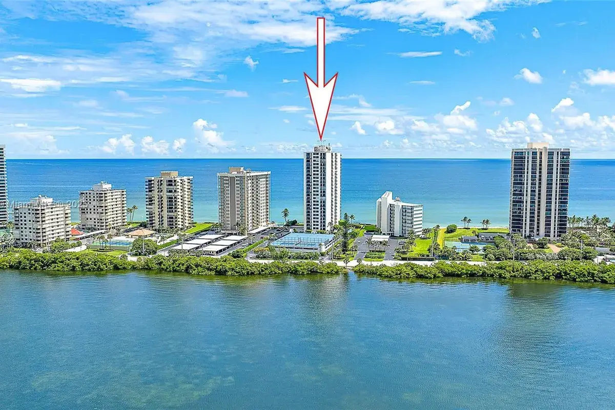 5420 N Ocean Dr # 305, Singer Island FL 33404