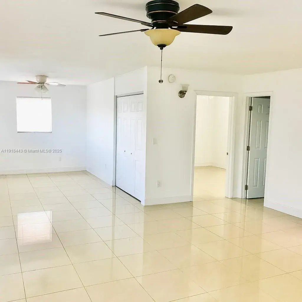 1025 SE 15th St # 9D, Fort Lauderdale FL 33316