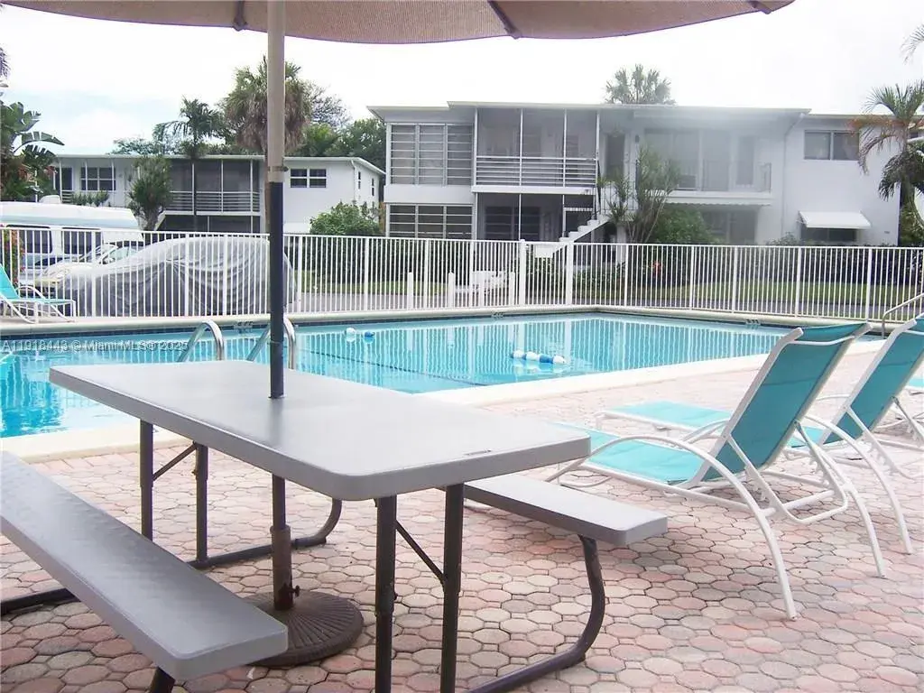 1025 SE 15th St # 9D, Fort Lauderdale FL 33316