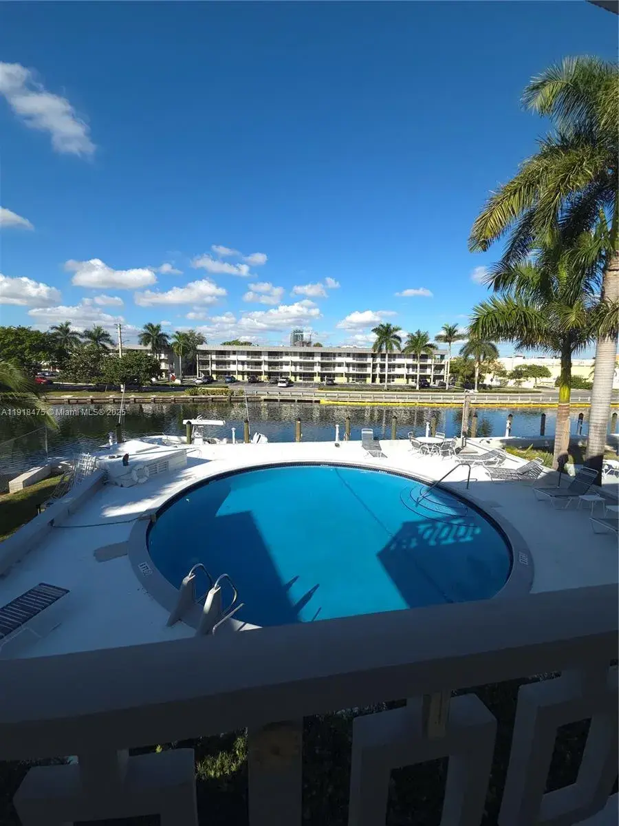 467 Golden Isles Dr # 110, Hallandale Beach FL 33009