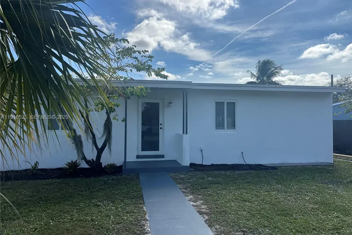 1308 NW 13th Ct, Fort Lauderdale FL 33311