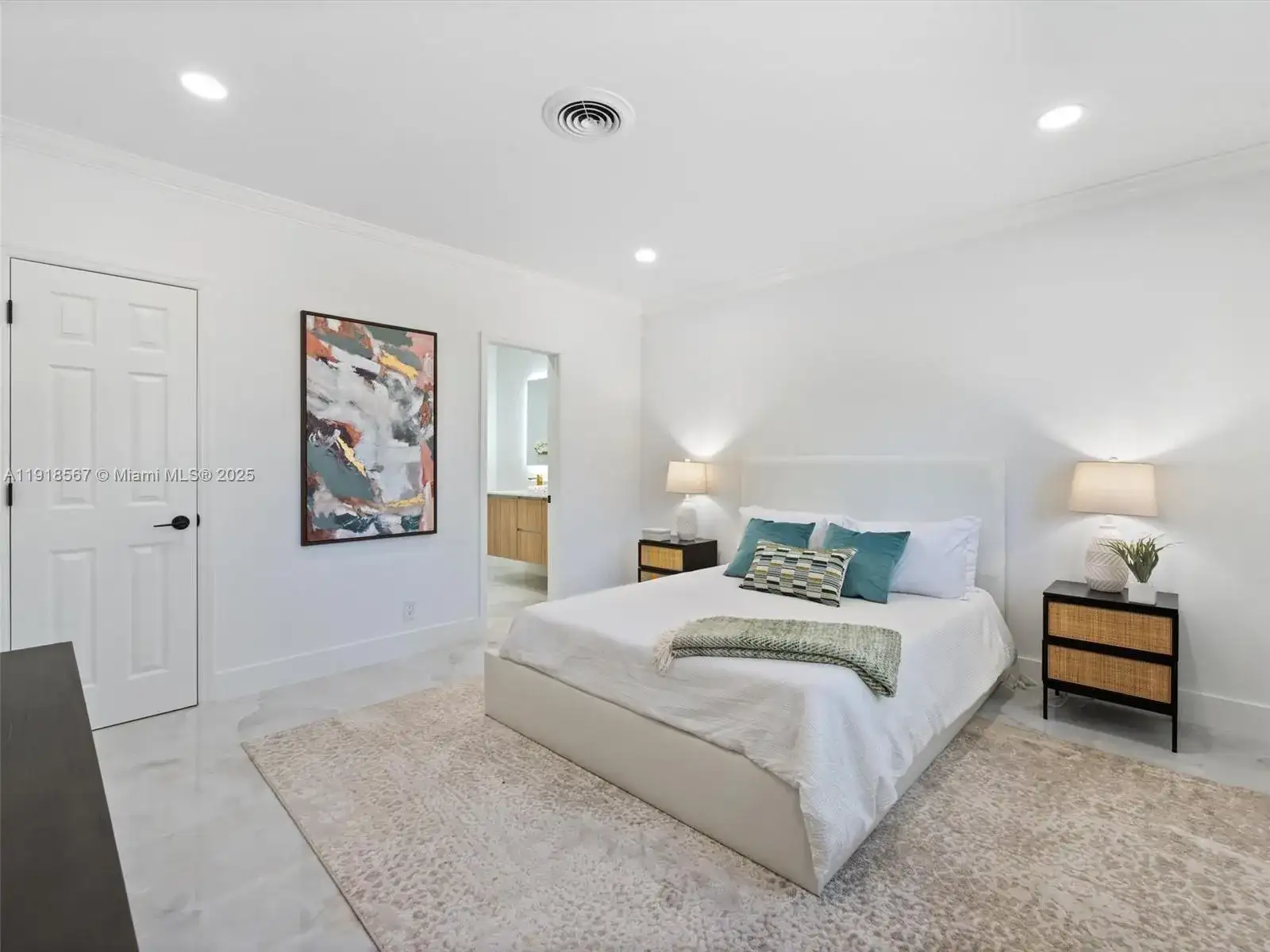 2764 NE 35th St, Fort Lauderdale FL 33306 photo 5