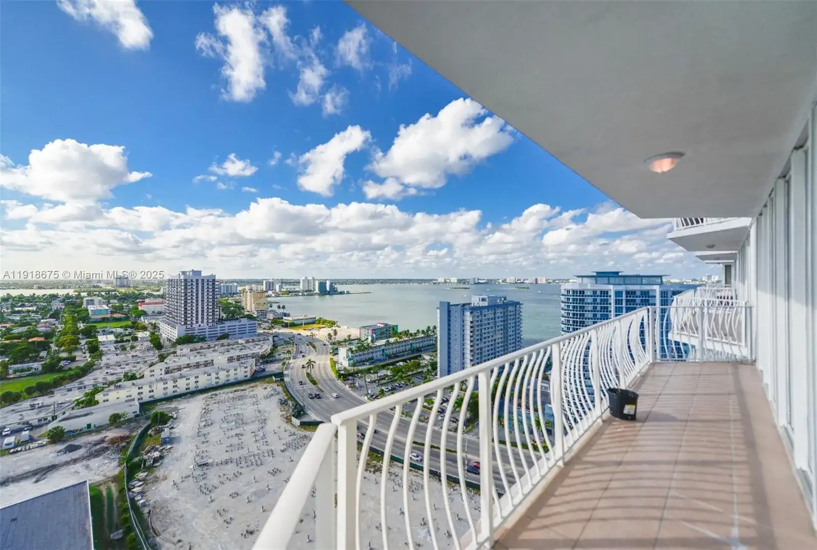 7601 E Treasure Dr, North Bay Village FL 33141 photo 2