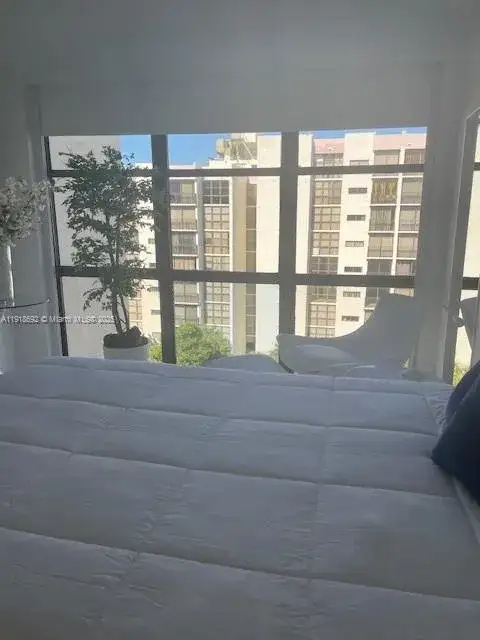 16909 N Bay Rd # 805, Sunny Isles Beach FL 33160 photo 5