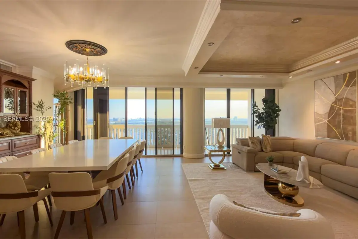 2000 Island Blvd # 3004, Aventura FL 33160