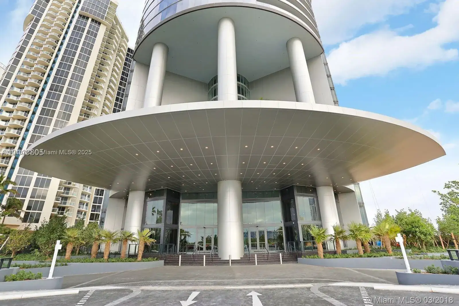 18555 COLLINS AVE # 4804, Sunny Isles Beach FL 33160 photo 3