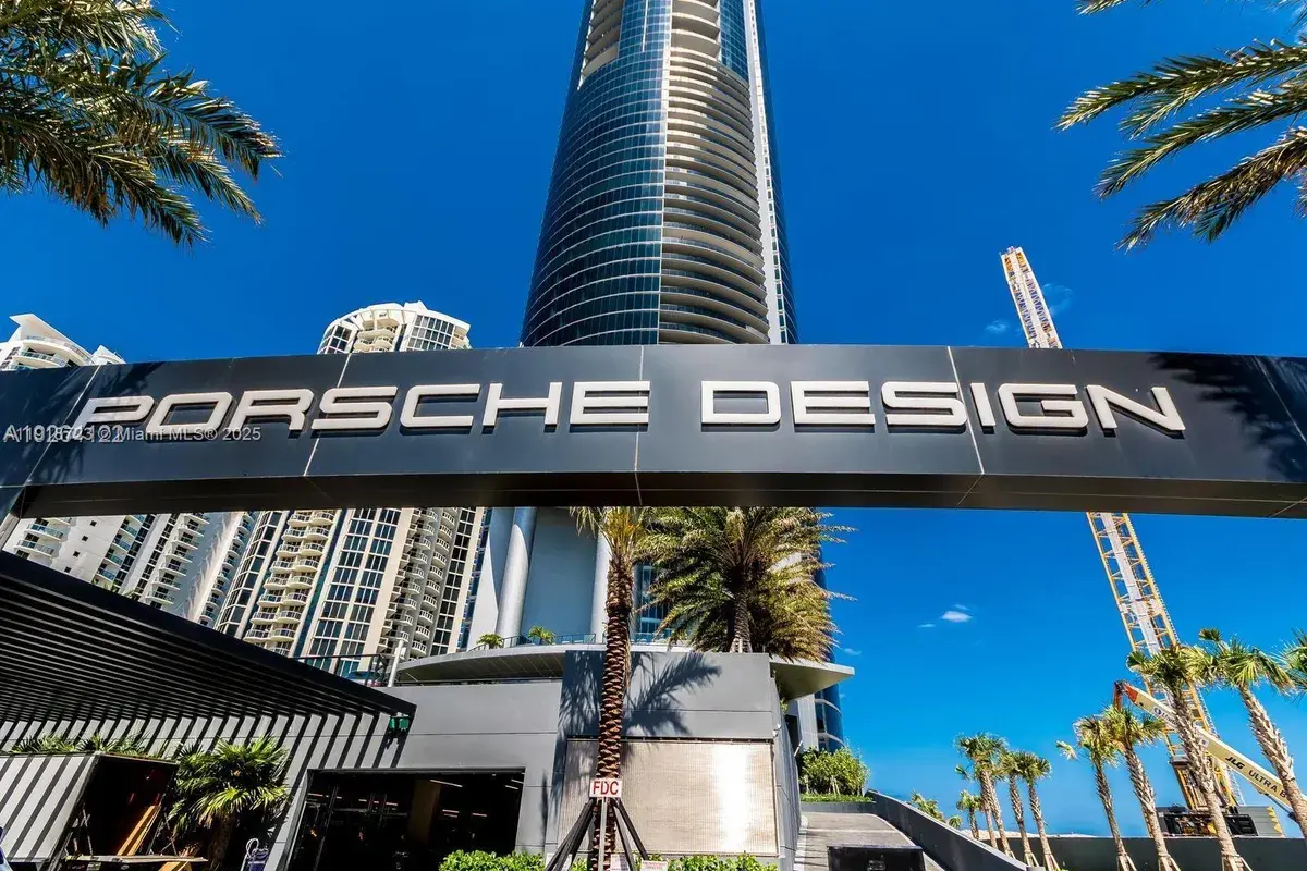 18555 COLLINS AVE # 4804, Sunny Isles Beach FL 33160