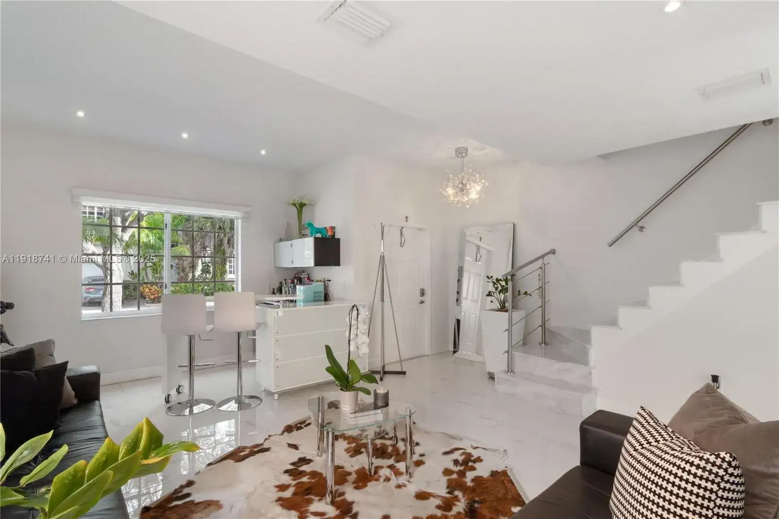 10842 NW 53rd Ln, Doral FL 33178 photo 5
