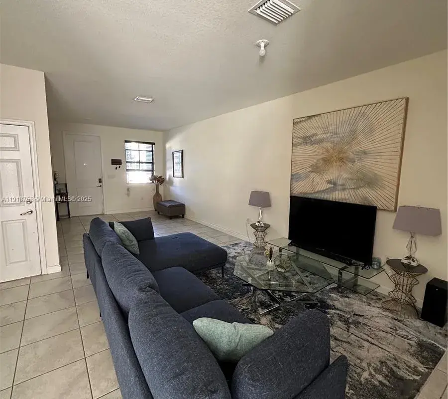 11472 SW 252nd Ter, Homestead FL 33032