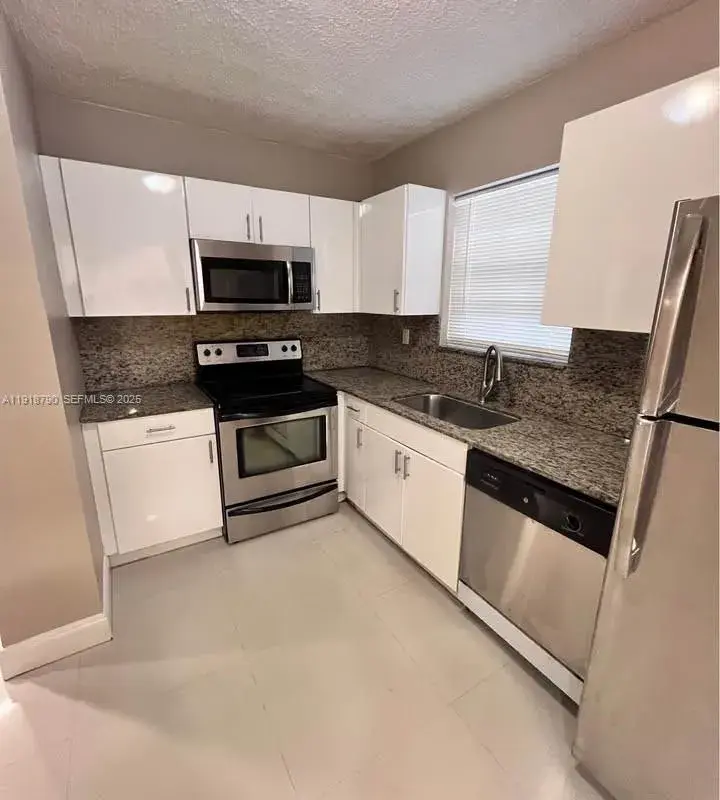 251 N 68th Ter # 251, Hollywood FL 33024