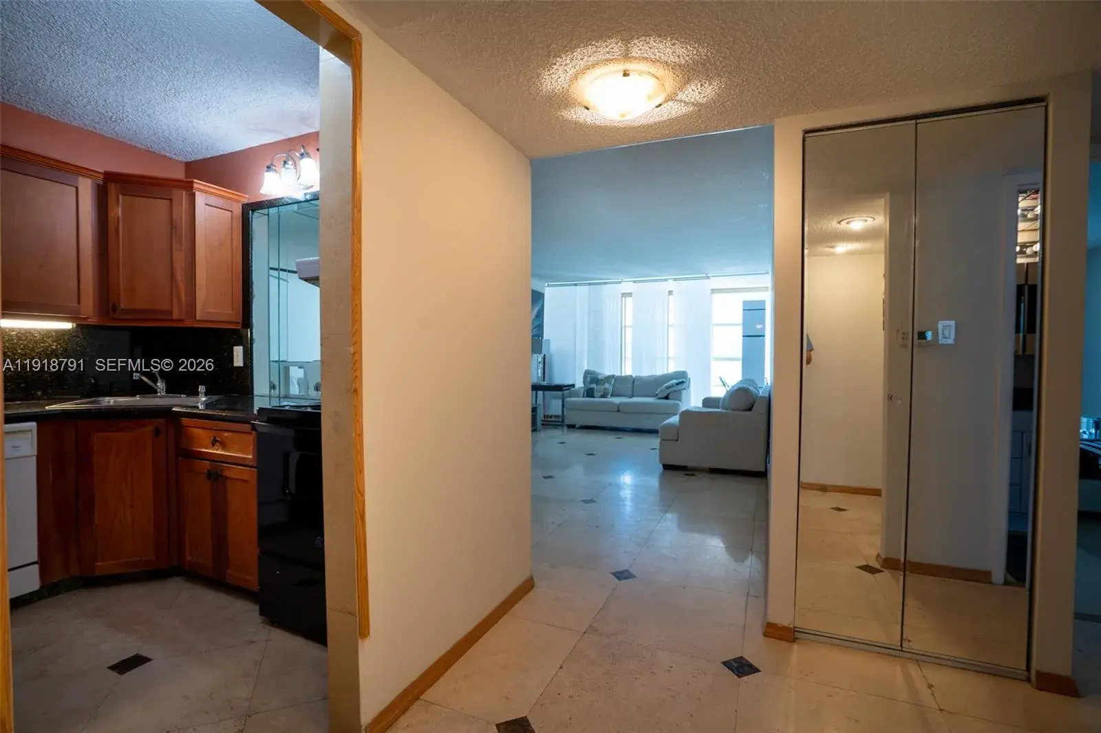 701 Three Islands Blvd # 506, Hallandale Beach FL 33009