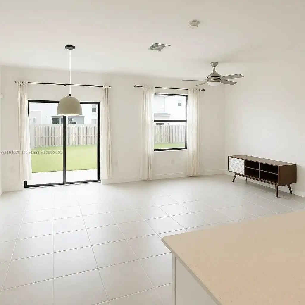 25564 SW 108th Ave, Homestead FL 33032 photo 3