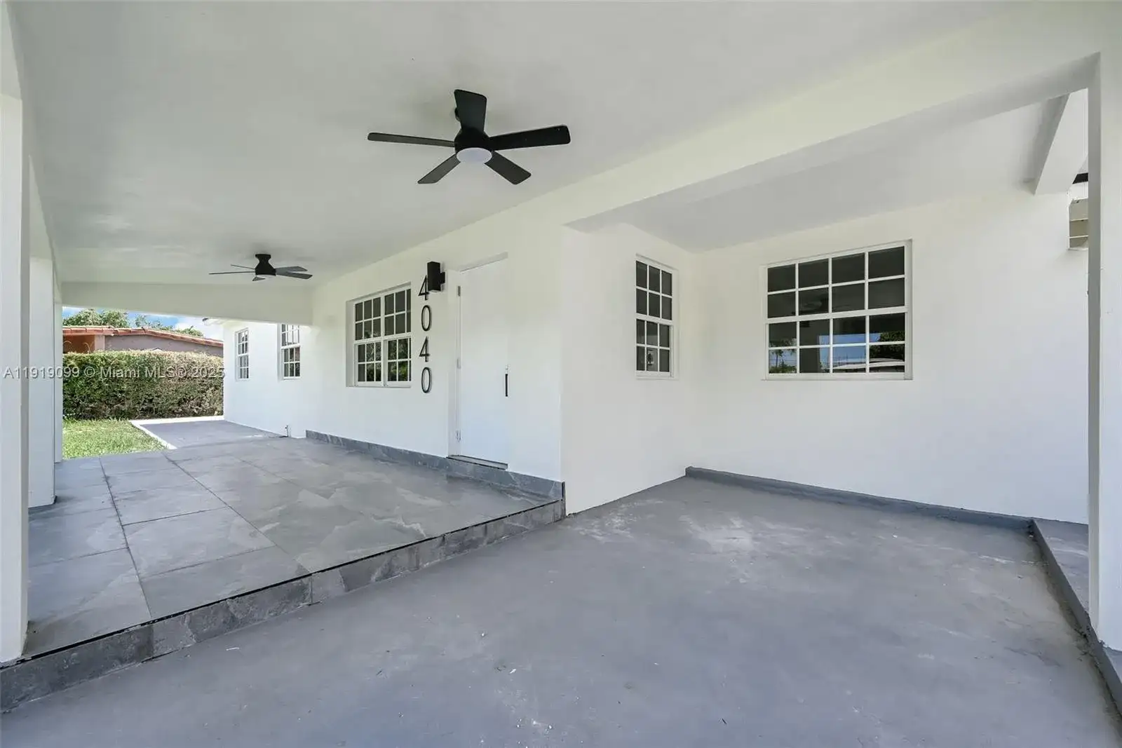 4040 SW 108th Ave, Miami FL 33165 photo 4