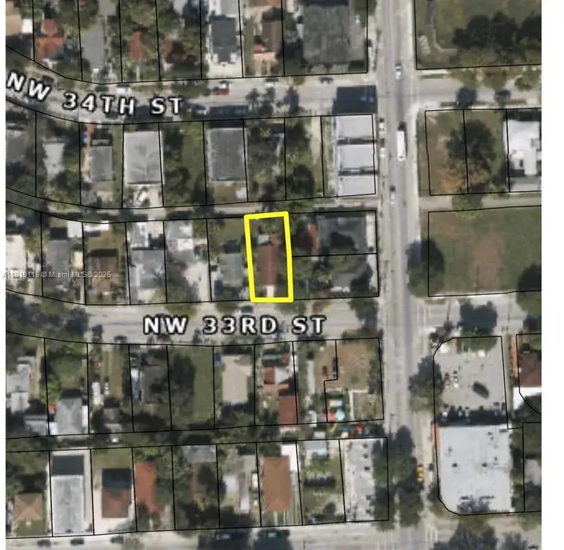 221 NW 33rd St, Miami FL 33127