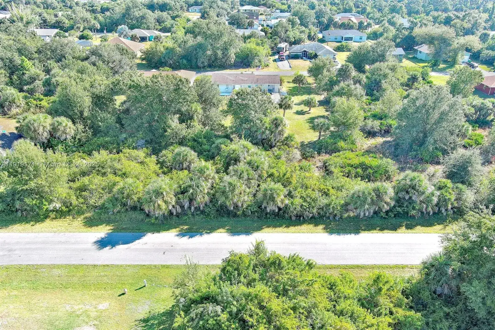 6184 LOMAX ST, Other City - In The State Of Florida FL 34224 photo 4