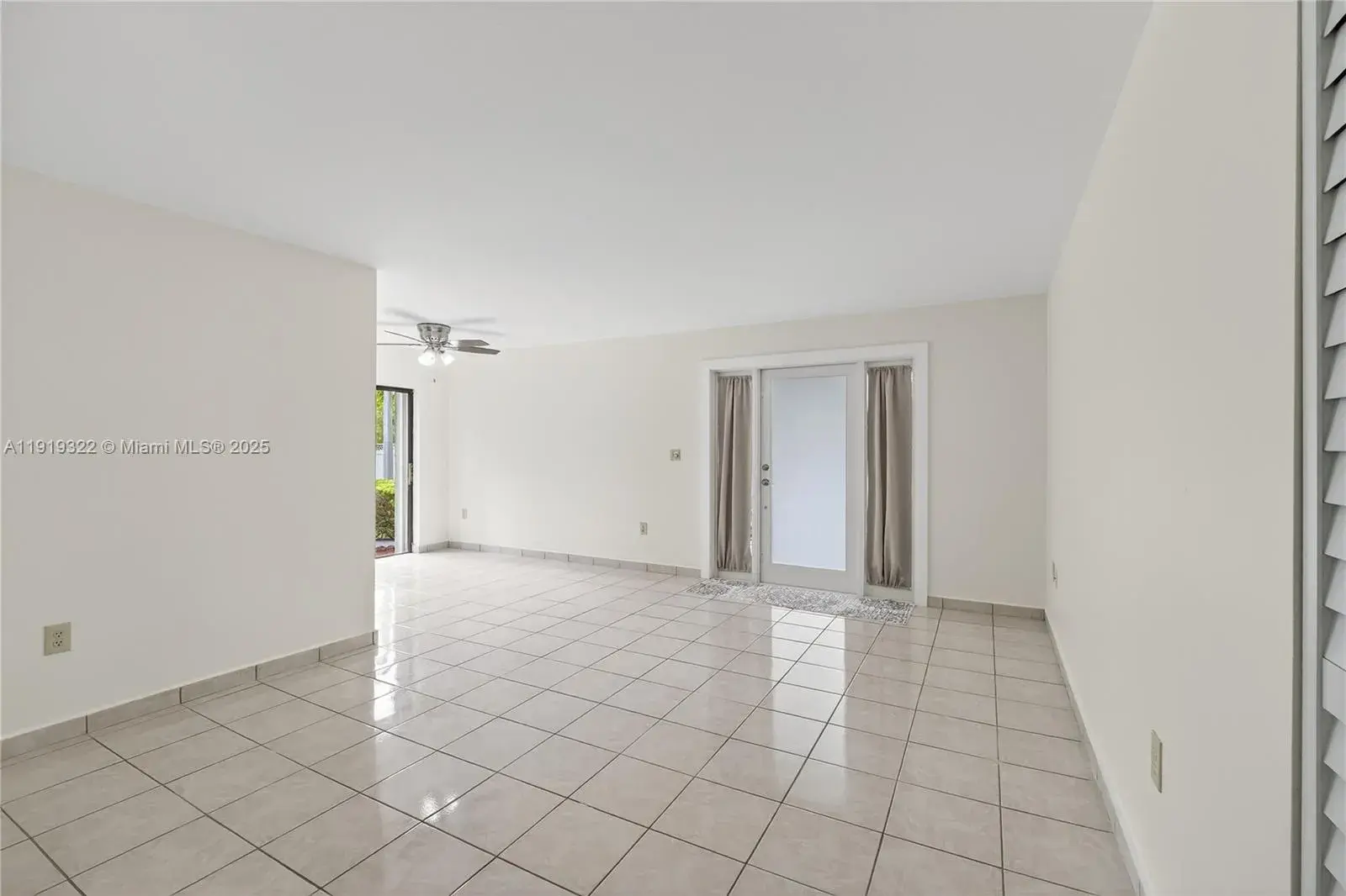 13675 SW 62nd St # 3, Miami FL 33183
