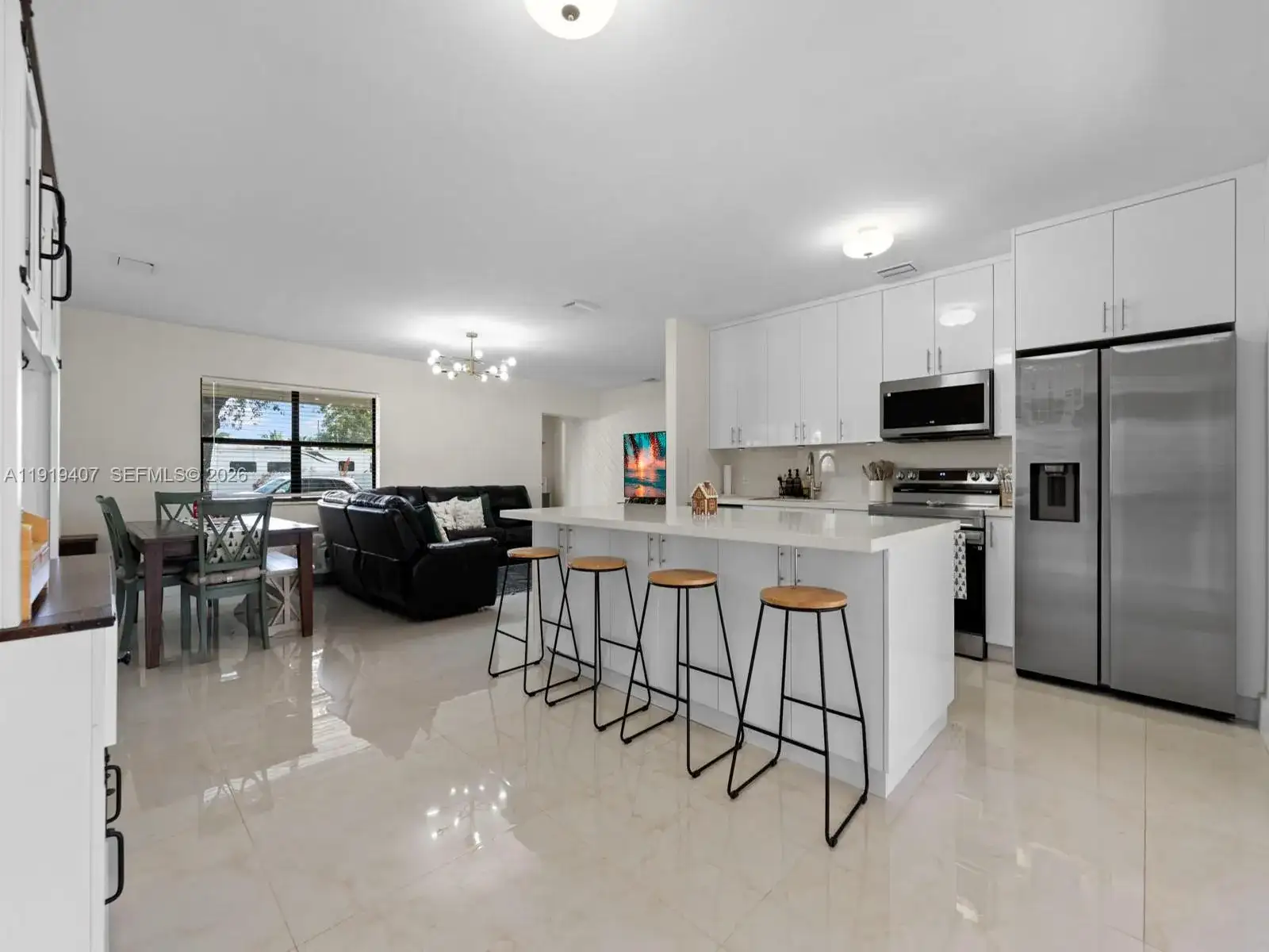 1562 NW 8th Ave, Homestead FL 33030 photo 5