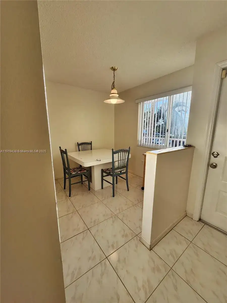 7852 Trent Dr # 206, Tamarac FL 33321 photo 4