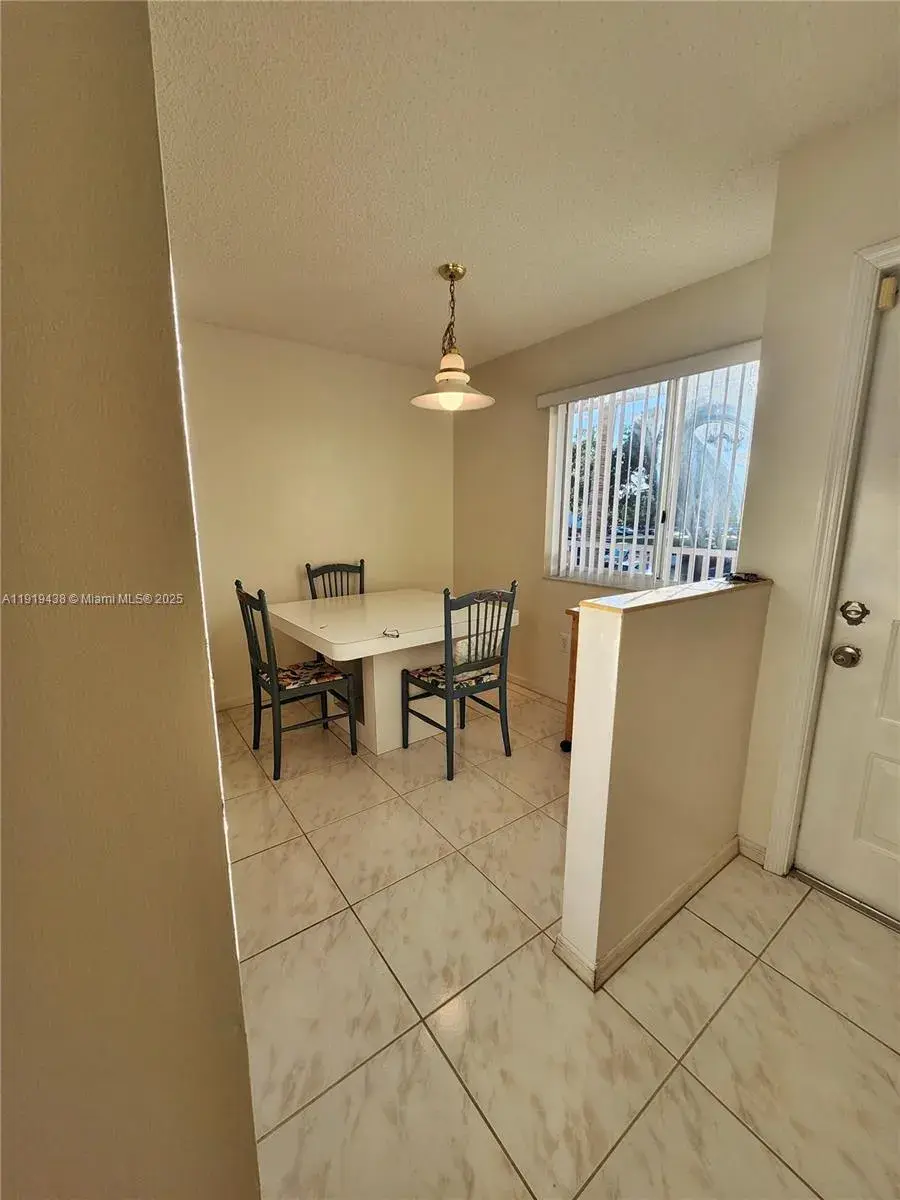7852 Trent Dr # 206, Tamarac FL 33321