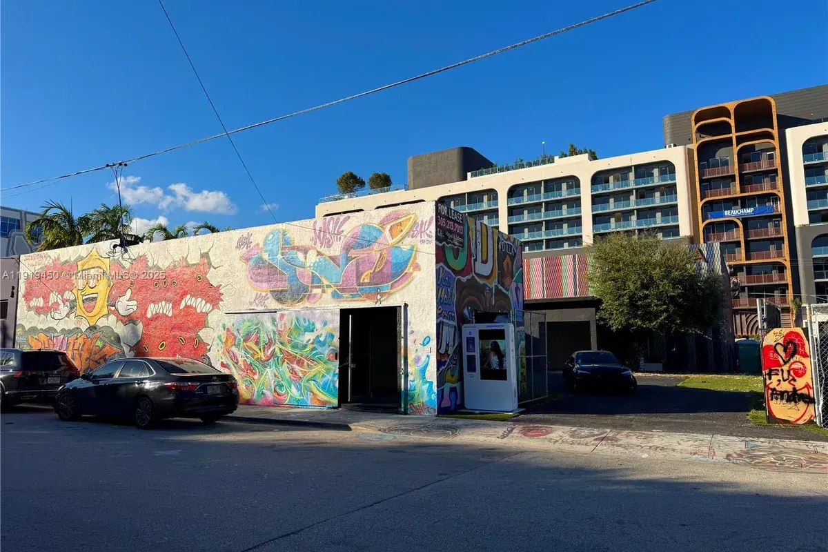 239 NW 26th St, Miami FL 33127