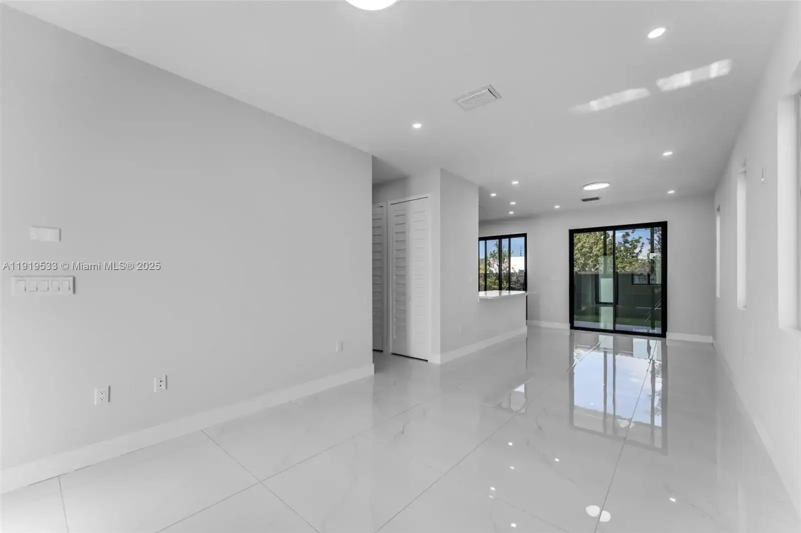 21911 SW 124th Ave, Miami FL 33170 photo 5