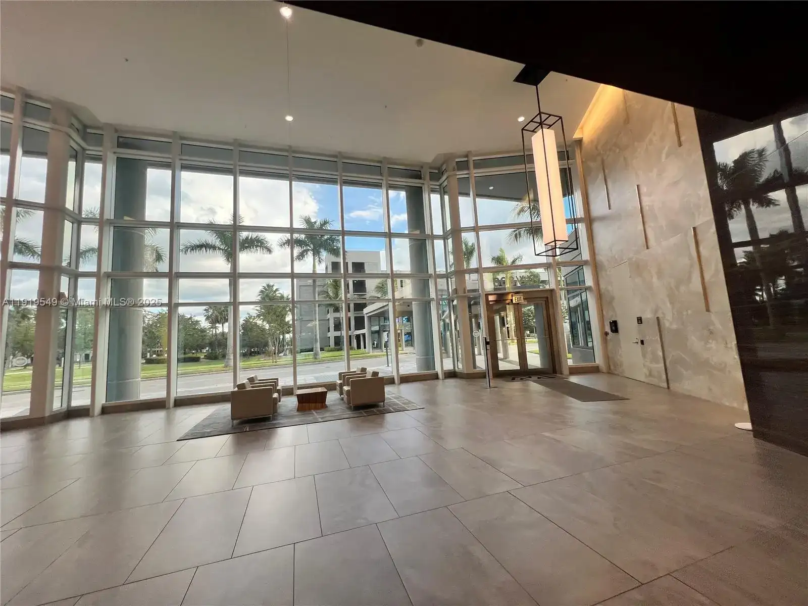 800 NW 62nd Ave, Miami FL 33126 photo 3