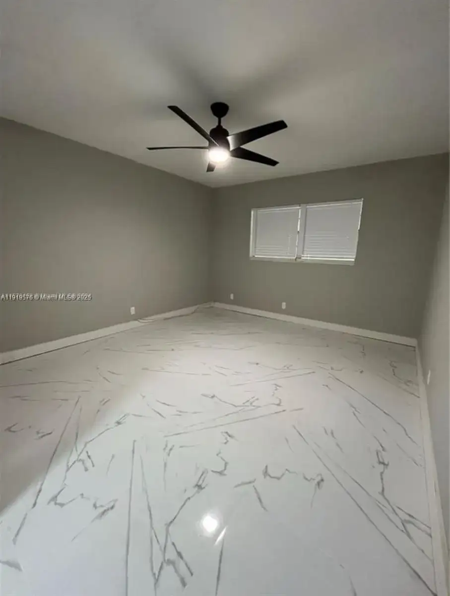 5102 NW 36th St # 605, Lauderdale Lakes FL 33319 photo 2