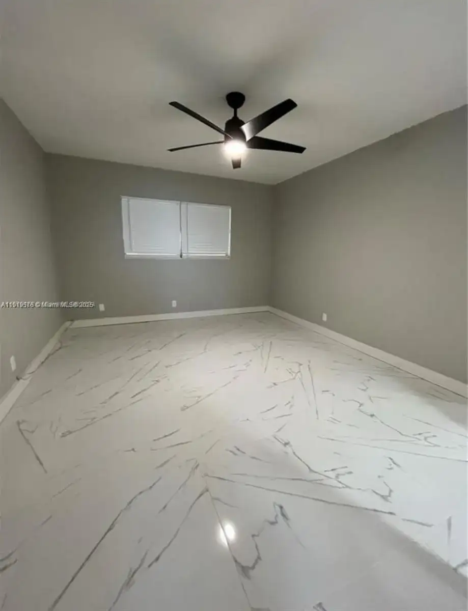 5102 NW 36th St # 605, Lauderdale Lakes FL 33319 photo 3