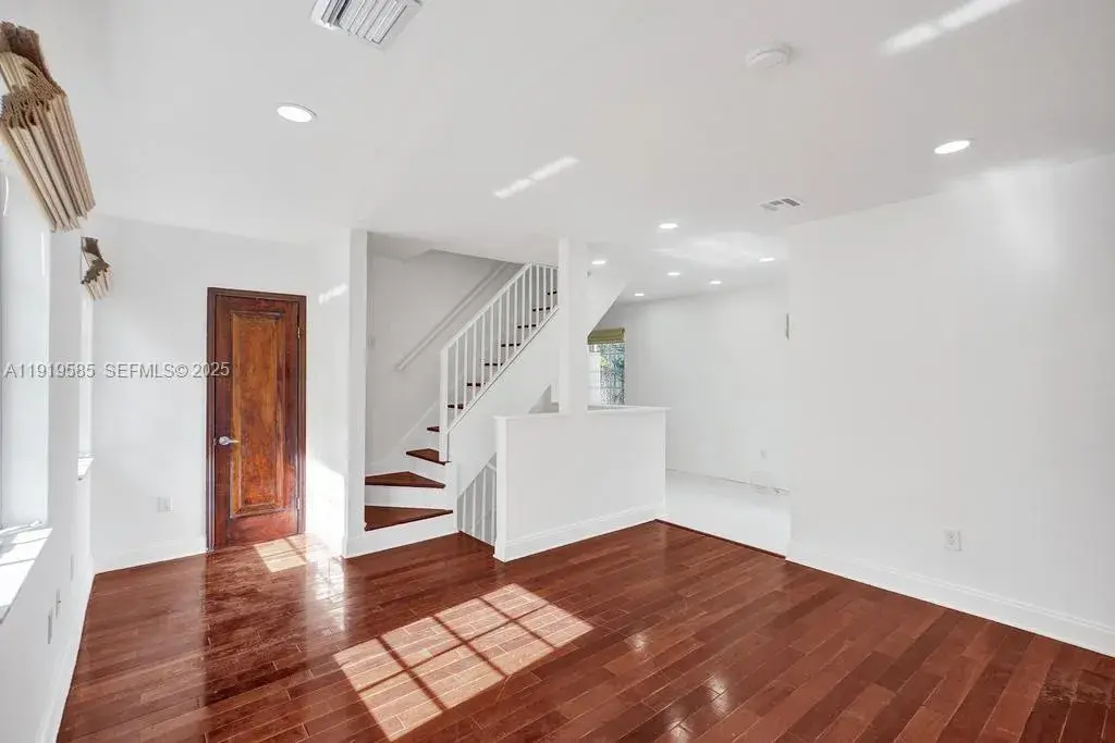 1512 Pennsylvania Ave # 2C, Miami Beach FL 33139