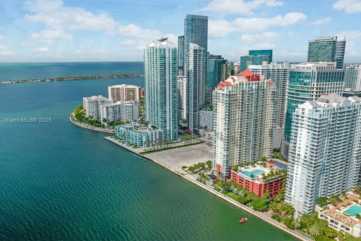 1155 Brickell Bay Dr # 2203, Miami FL 33131