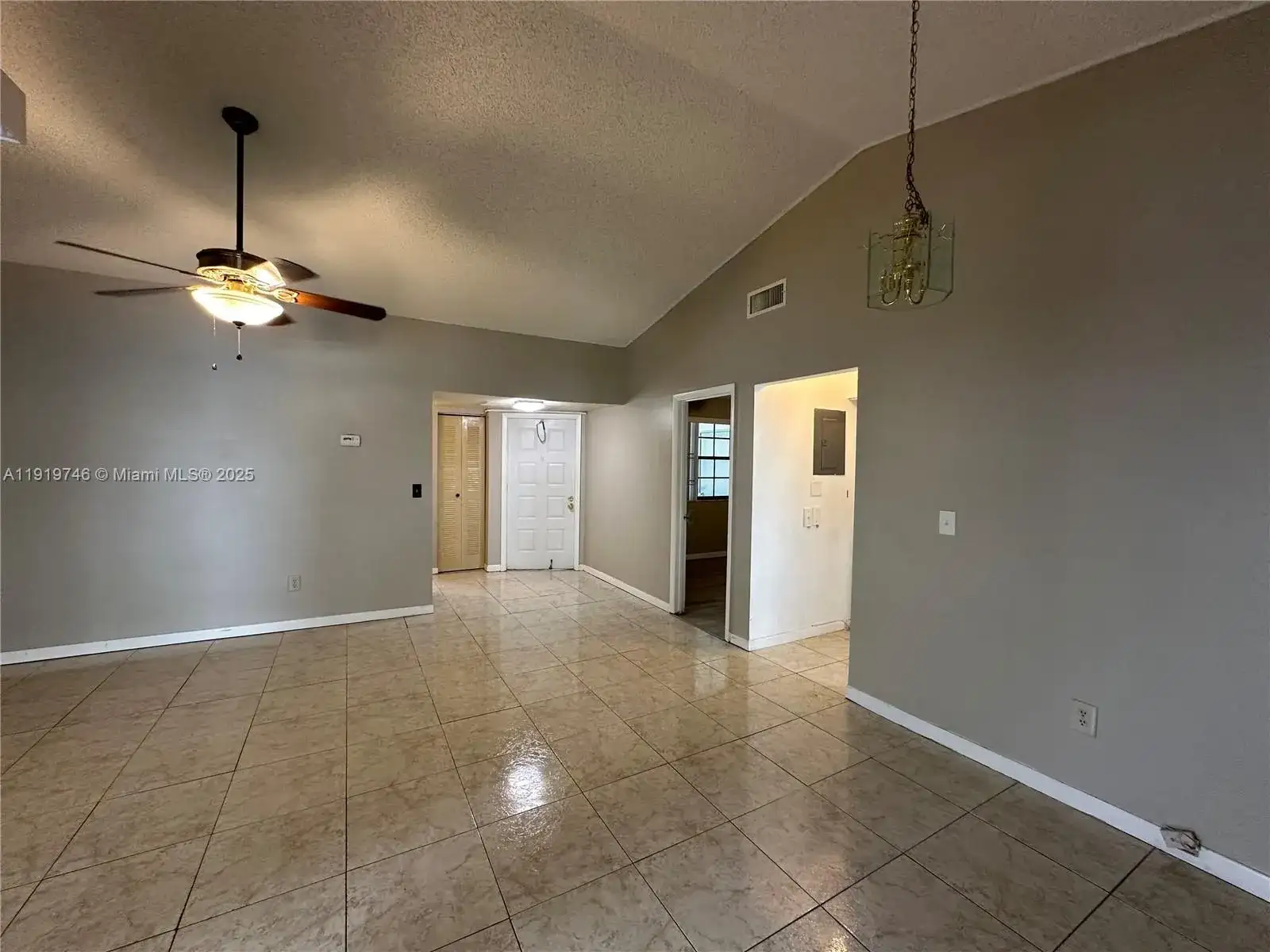 1024 S Independence Dr # 1024A, Homestead FL 33034 photo 3