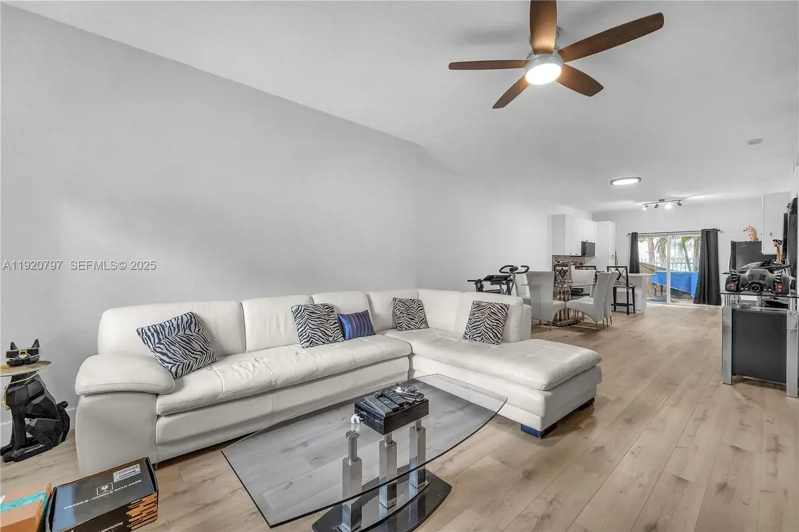 4950 Washington St # 1, Hollywood FL 33021 photo 3