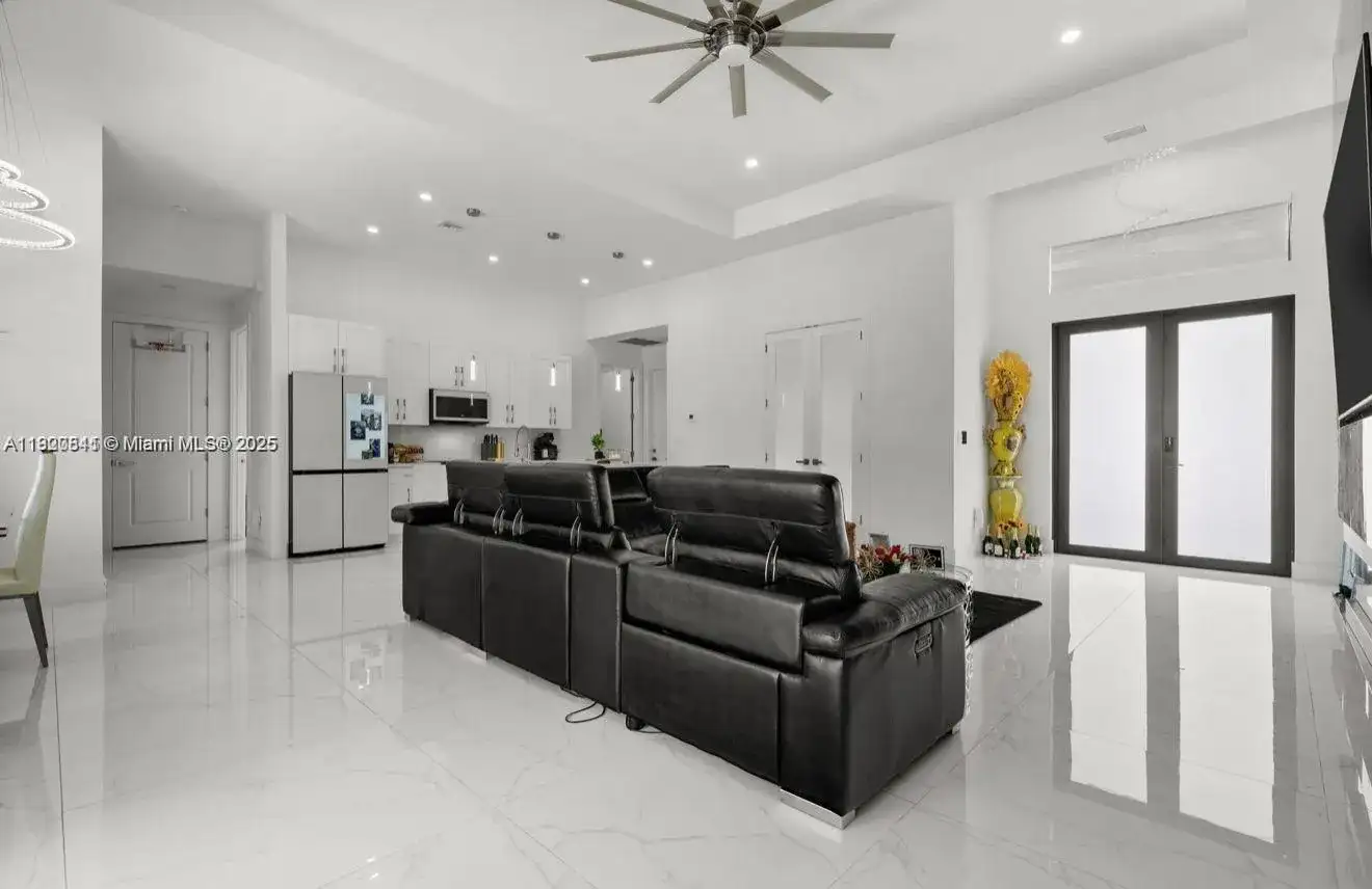 2522 NW 15TH PL, Cape Coral FL 33993 photo 5