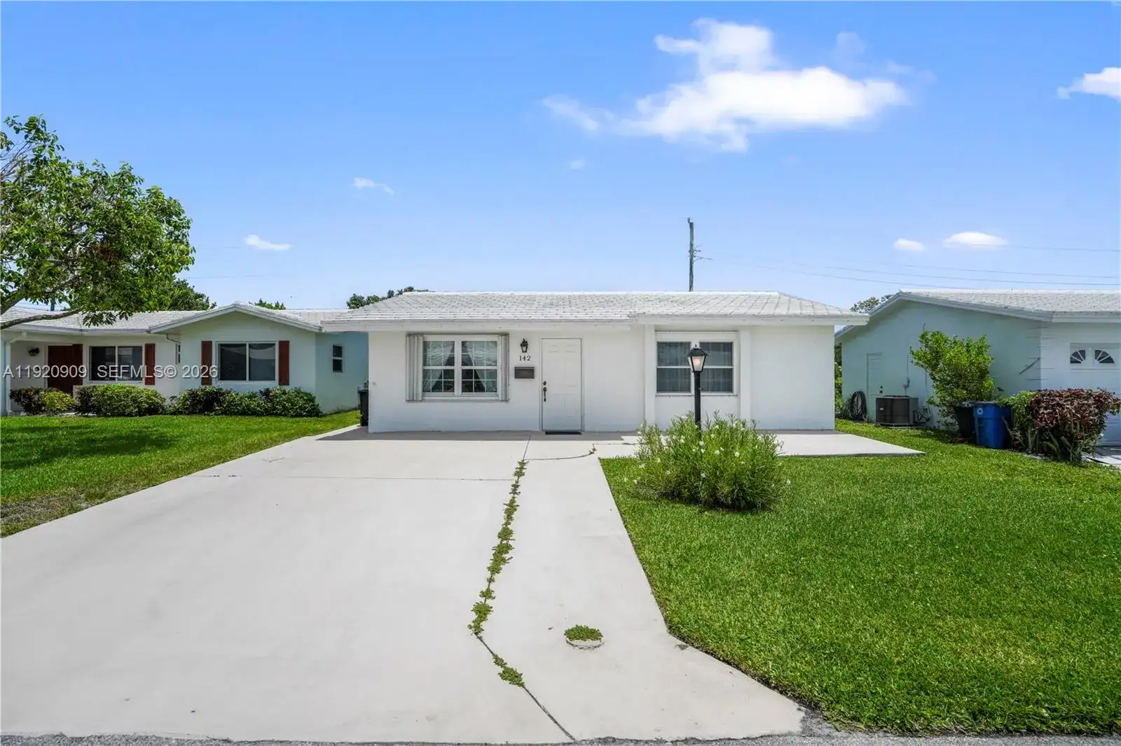 142 NW 10th Ct, Boynton Beach FL 33426 photo 3