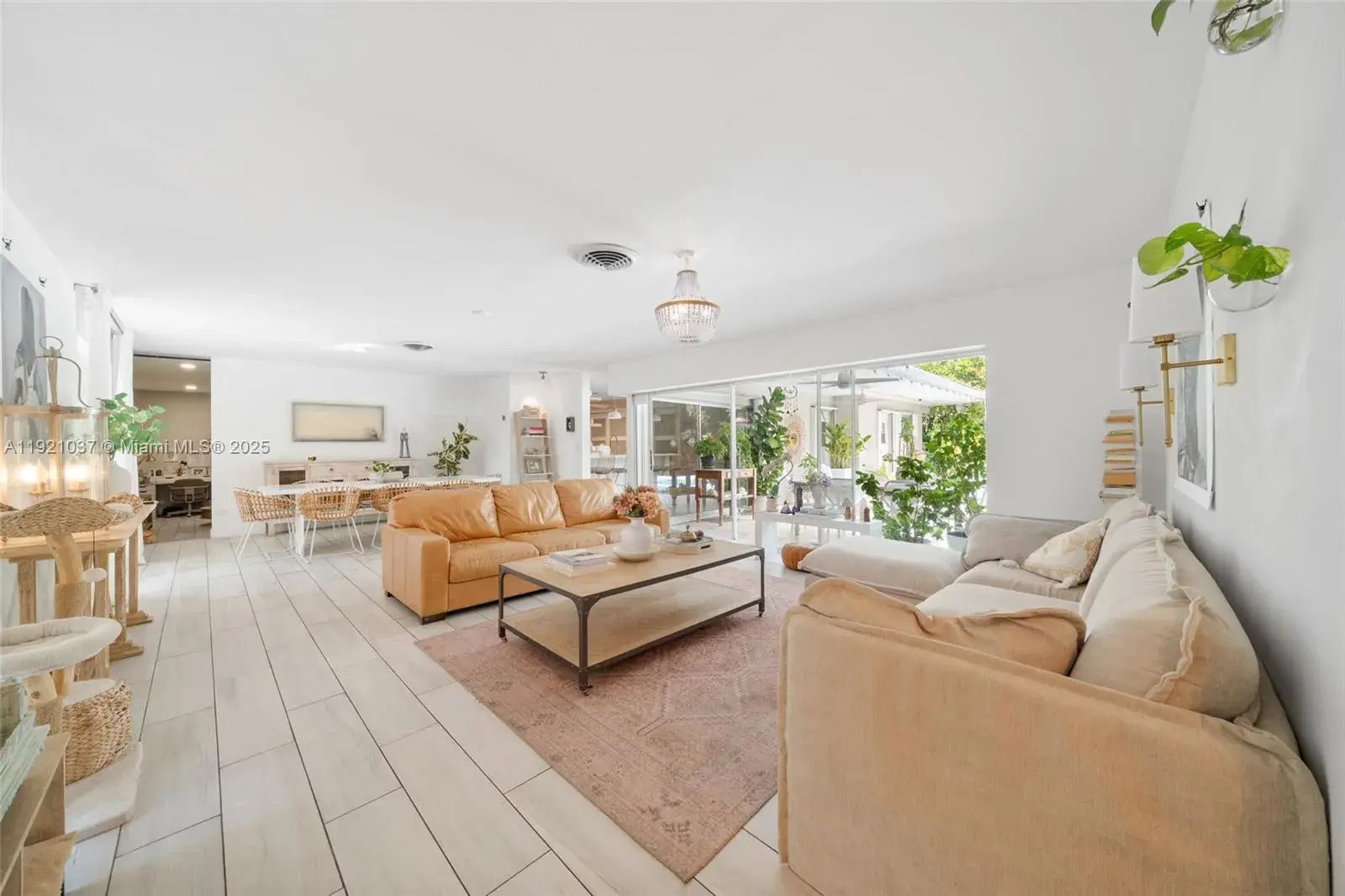 341 Island Dr, Key Biscayne FL 33149