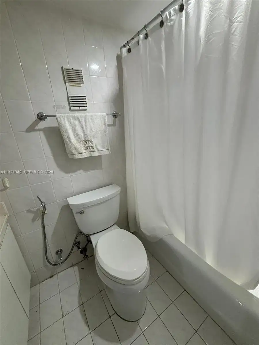 9431 SW 4th St # 201, Miami FL 33174 photo 3