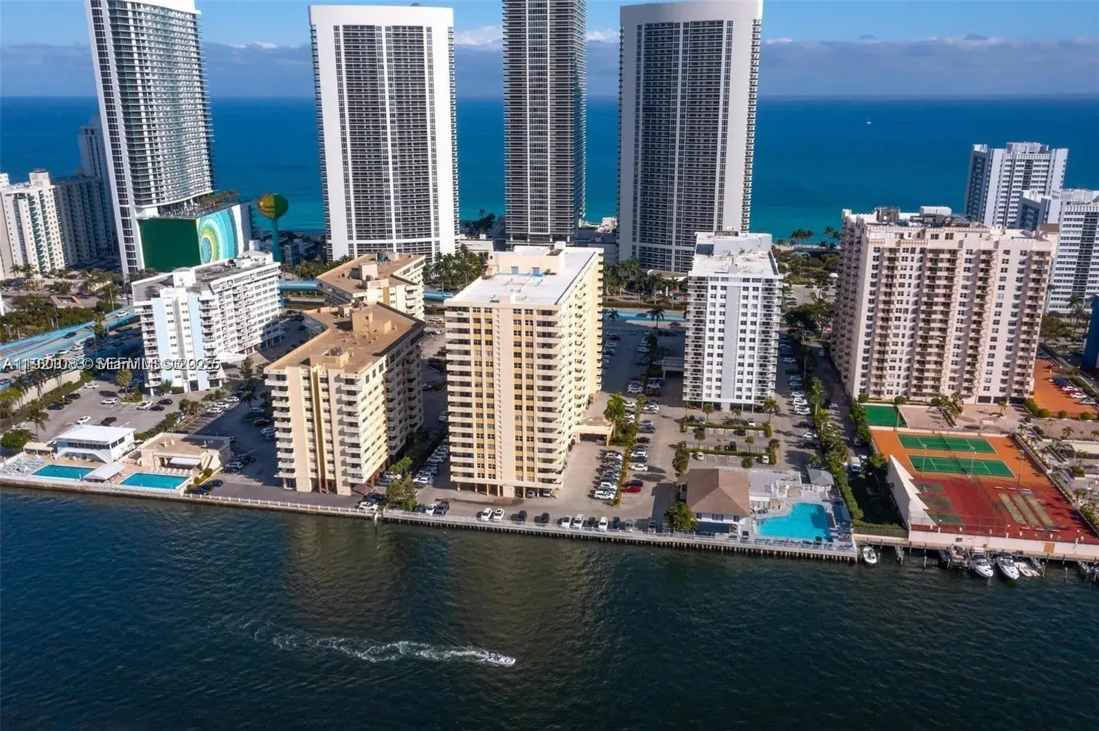 1833 S Ocean Dr, Hallandale Beach FL 33009