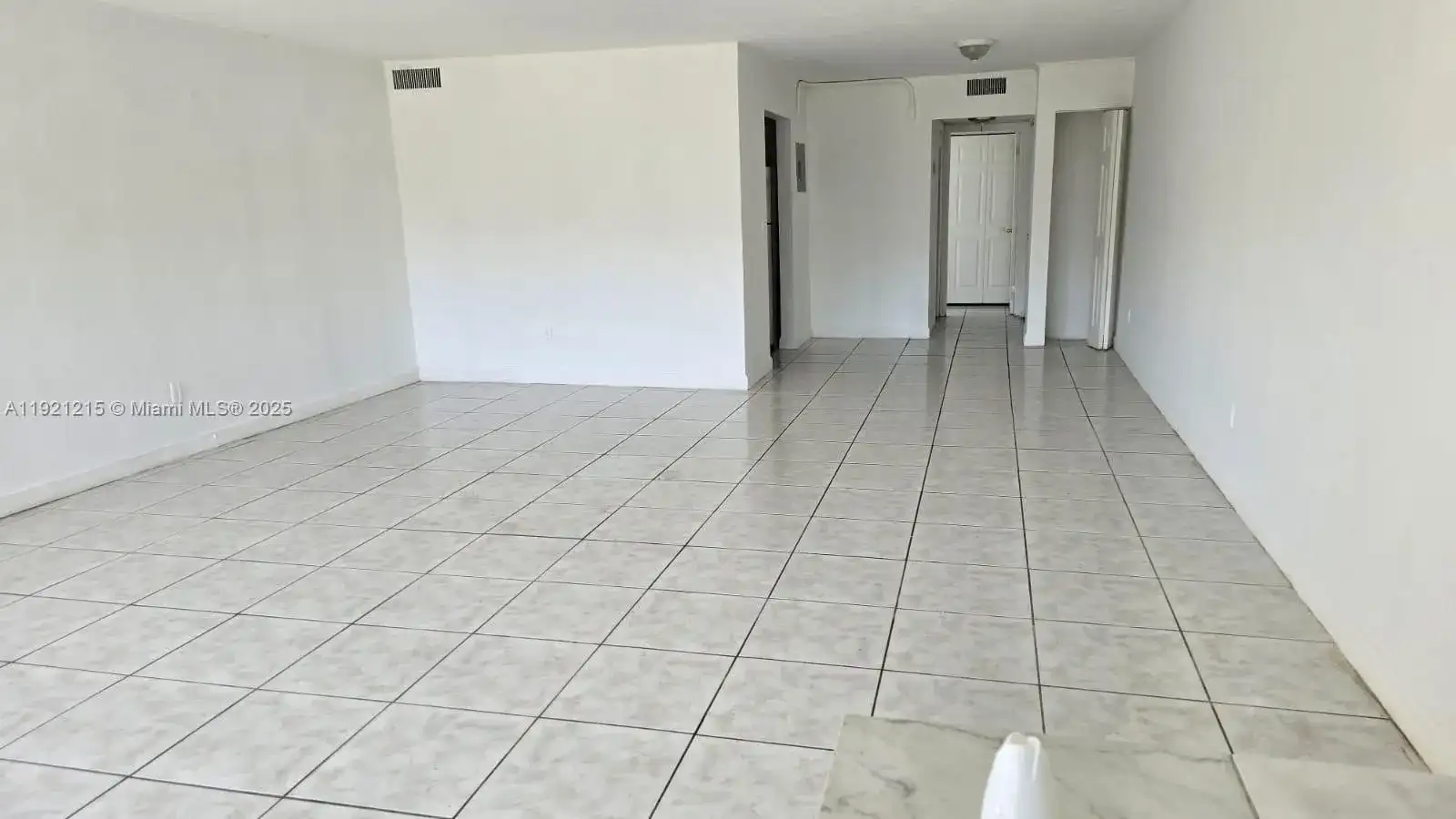 1885 NE 121st St # 17, North Miami FL 33181