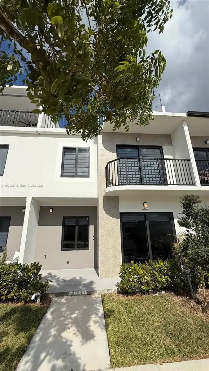 14571 SW 261st St # 14571, Homestead FL 33032