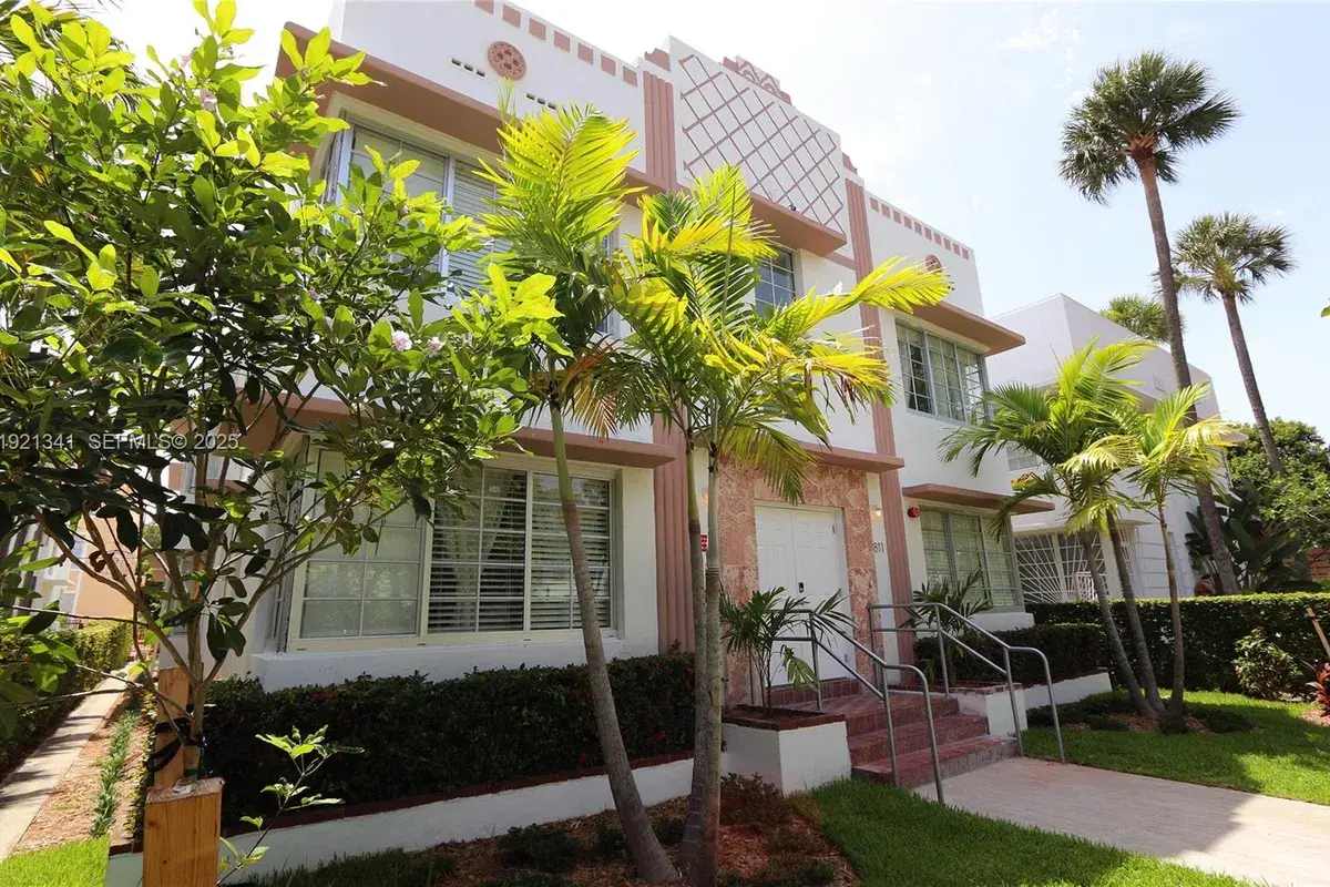 811 Jefferson Ave # 105, Miami Beach FL 33139