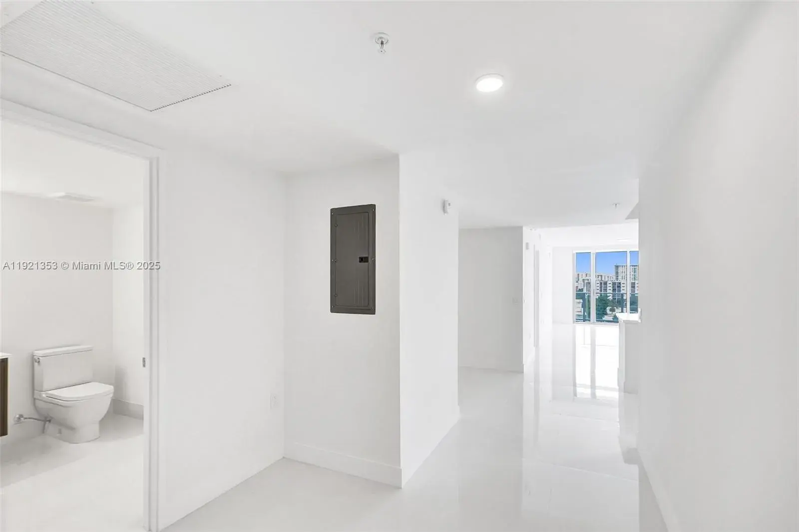 330 Sunny Isles Blvd # 805, Sunny Isles Beach FL 33160