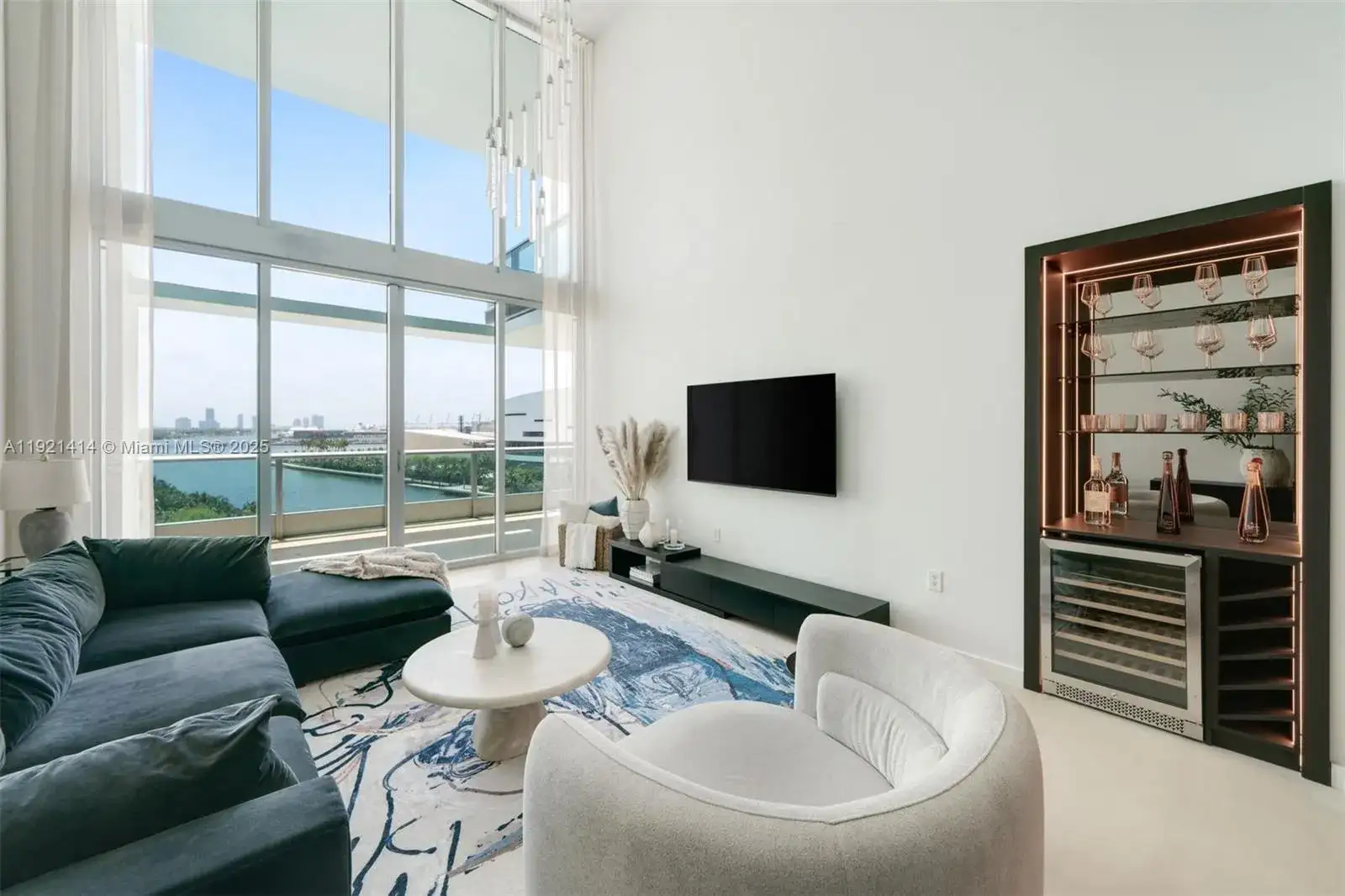 900 Biscayne Blvd # 905, Miami FL 33132 photo 4