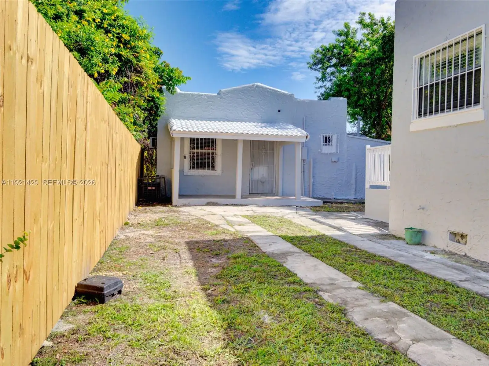 1845 NW 55th St, Miami FL 33142 photo 3