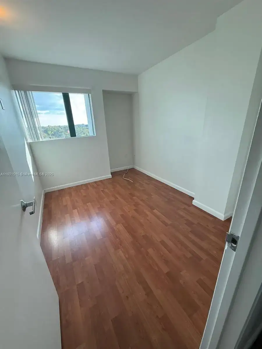 5783 SW 72nd St # 5783, South Miami FL 33143 photo 2