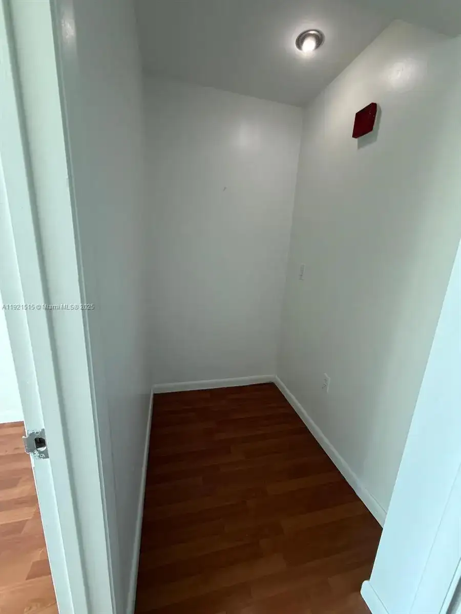 5783 SW 72nd St # 5783, South Miami FL 33143 photo 4